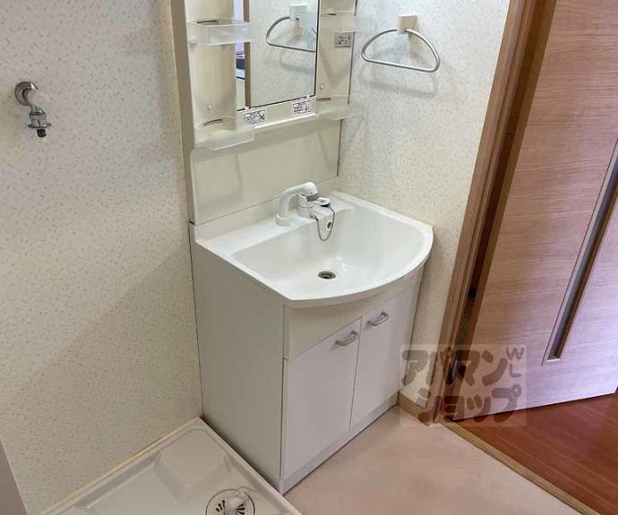 【シャルレ１番館】間取