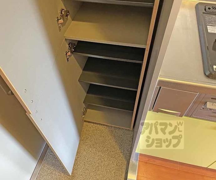 【シャルレ１番館】間取