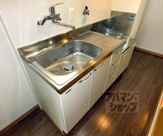 【マルティ円町】間取