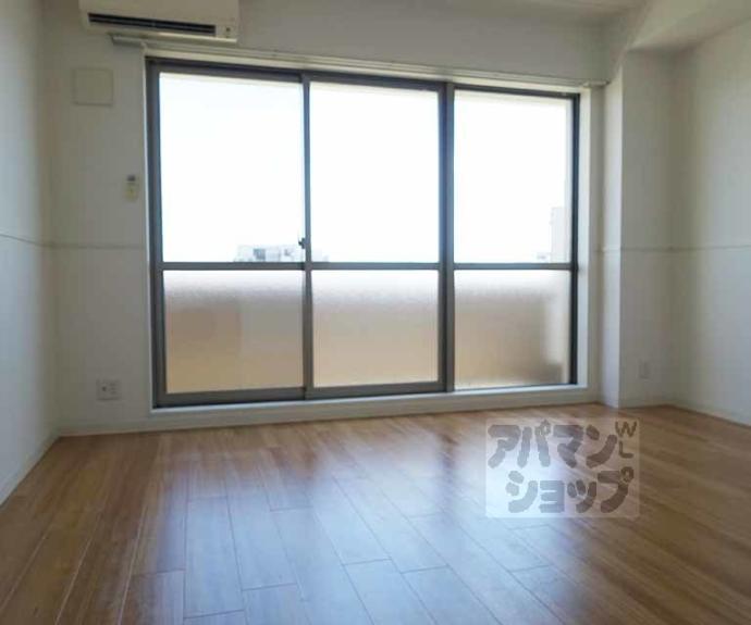 【シュシュパルク・太秦】間取