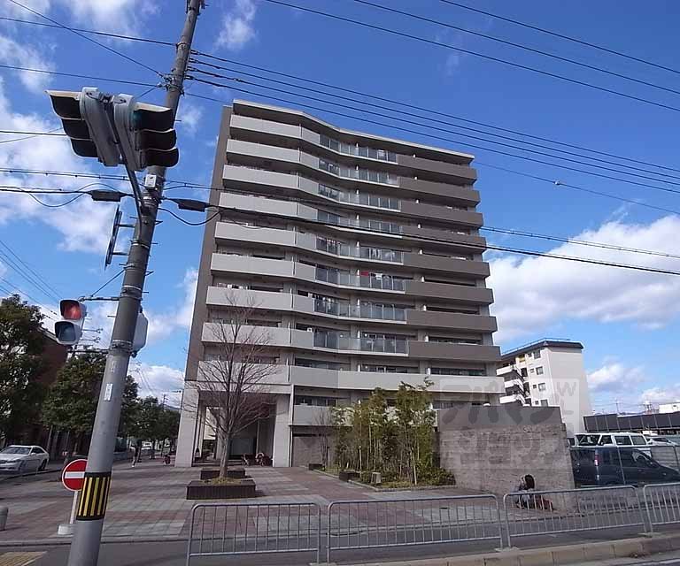 メイツ西院ラヴィネス