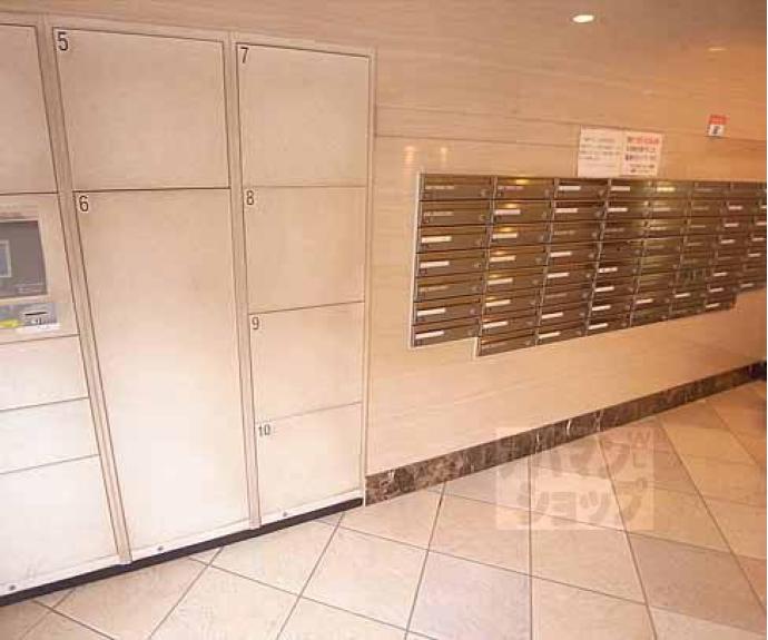 【アンビエント西院ダイヤモンドイースト】間取