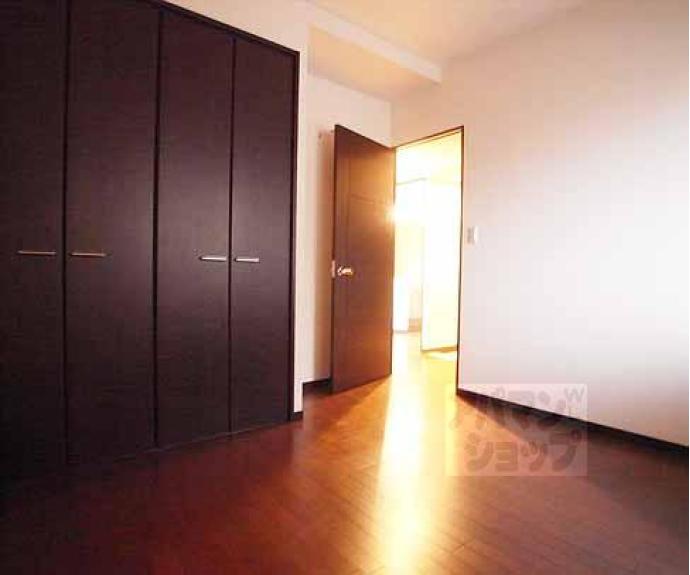 【アンビエント西院ダイヤモンドイースト】間取