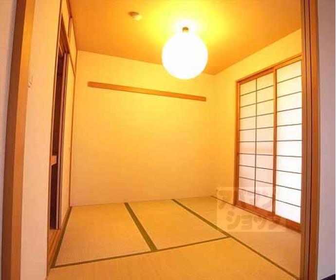 【アンビエント西院ダイヤモンドイースト】間取