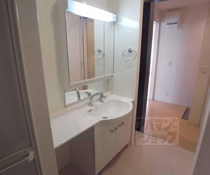 【コンフォート西京極】間取