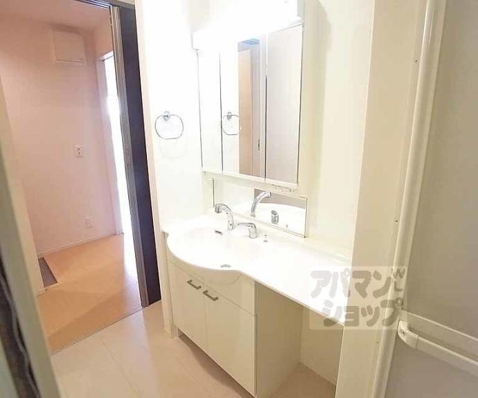 【コンフォート西京極】間取