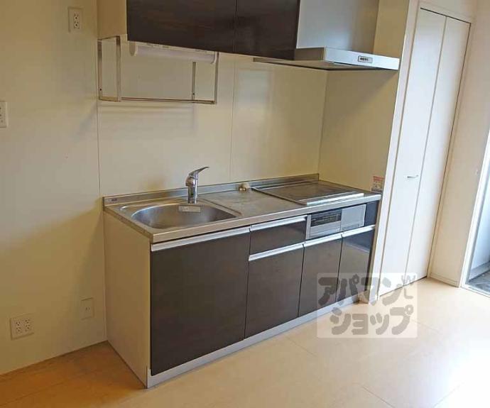 【コンフォート西京極】間取