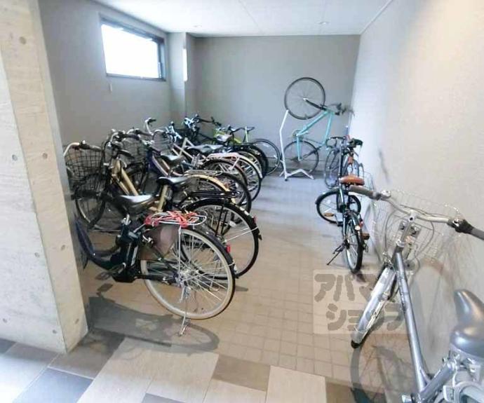 【ＦＩＯＲＥ西院】間取