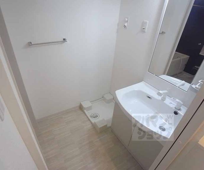 【ＦＩＯＲＥ西院】間取