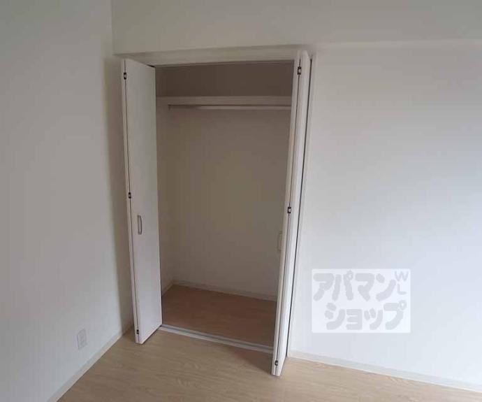 【ＦＩＯＲＥ西院】間取