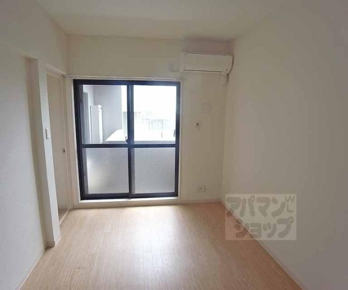 【ＦＩＯＲＥ西院】間取