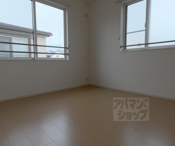 【ネオ　ブルックⅡ】間取