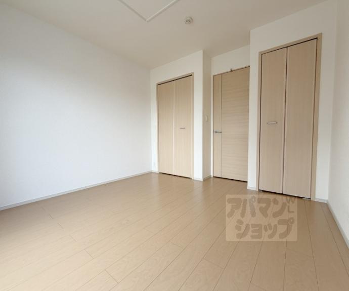 【ネオ　ブルックⅡ】間取