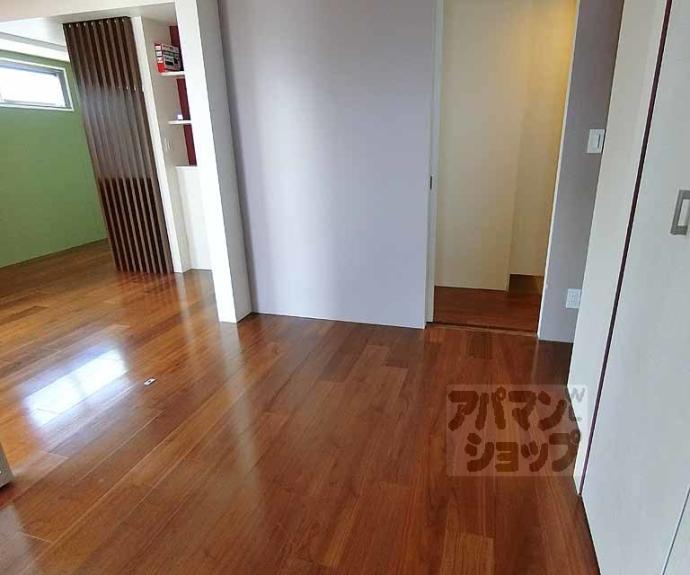 【モンドール西院】間取