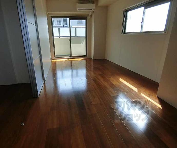 【モンドール西院】間取