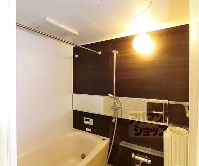 【モンドール西院】間取