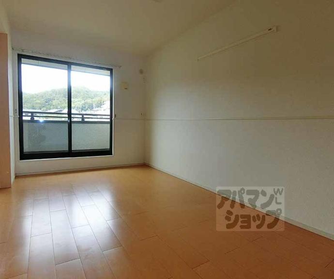 【ＭＥＲＣＩ　ＧＡＲＤＥＮ嵯峨】間取