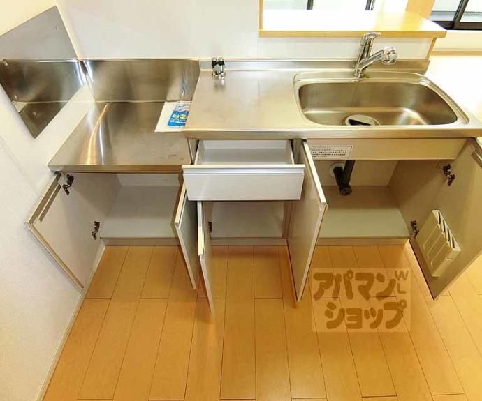 【ＭＥＲＣＩ　ＧＡＲＤＥＮ嵯峨】間取