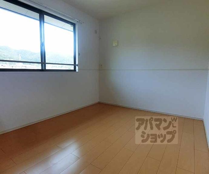 【ＭＥＲＣＩ　ＧＡＲＤＥＮ嵯峨】間取