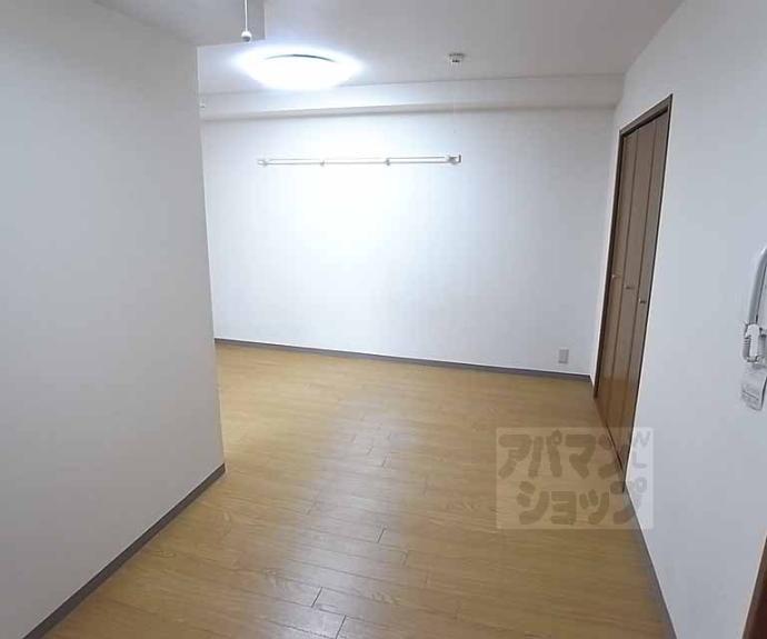 【アモン・ドエル】間取