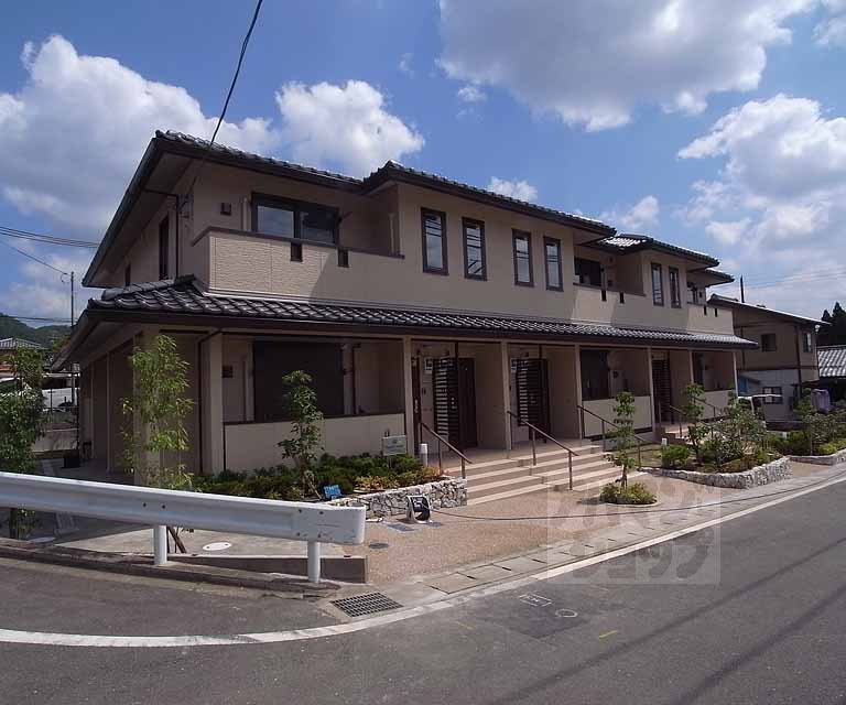 ロイヤルクレセント