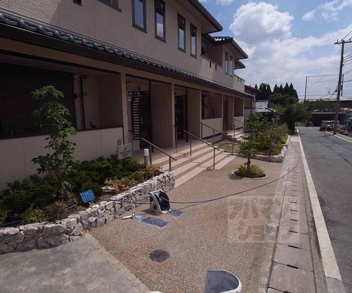 【ロイヤルクレセント】間取