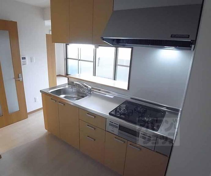 【ディアコート葛野三条】間取