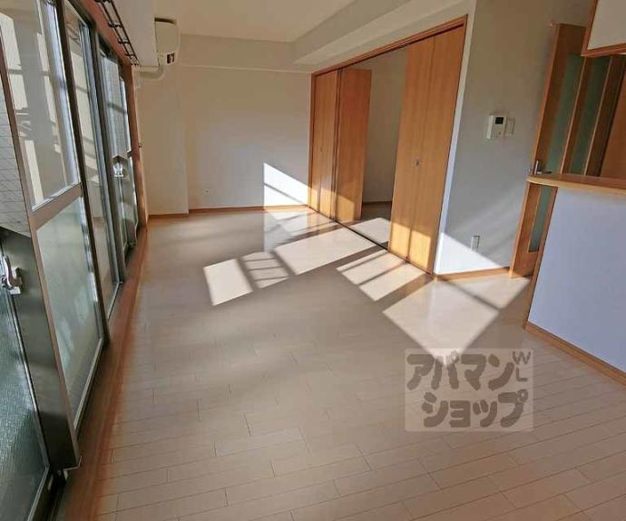 【ディアコート葛野三条】間取