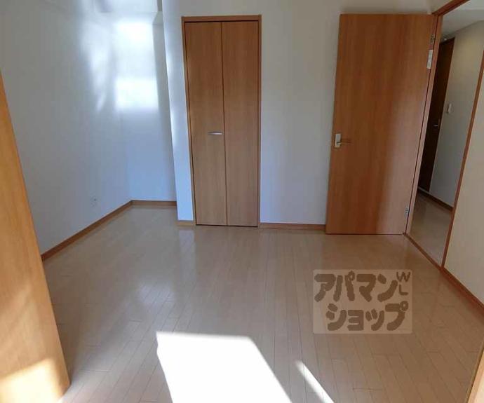 【ディアコート葛野三条】間取