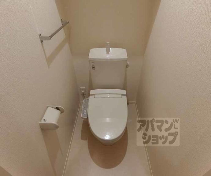 【レジウム嵯峨】間取