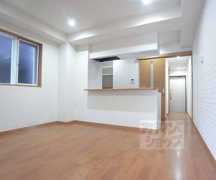 【アマデウス萬壽寺葛野大路】間取