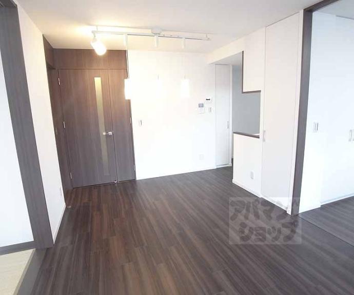 【ル・パルトネール西京極】間取