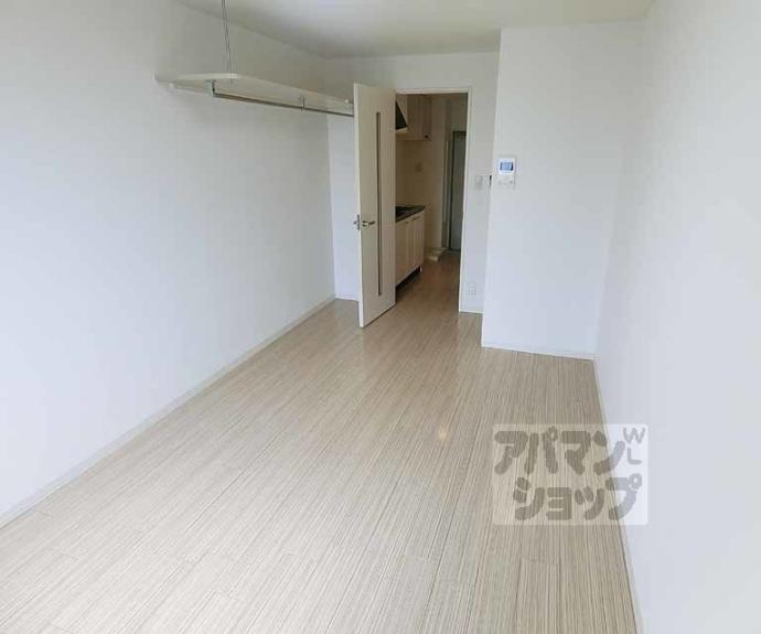 【アークリード西院】間取