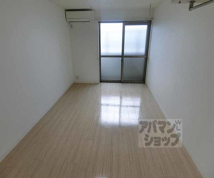 【アークリード西院】間取