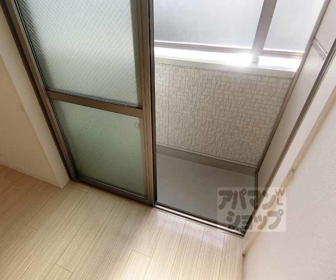 【アークリード西院】間取