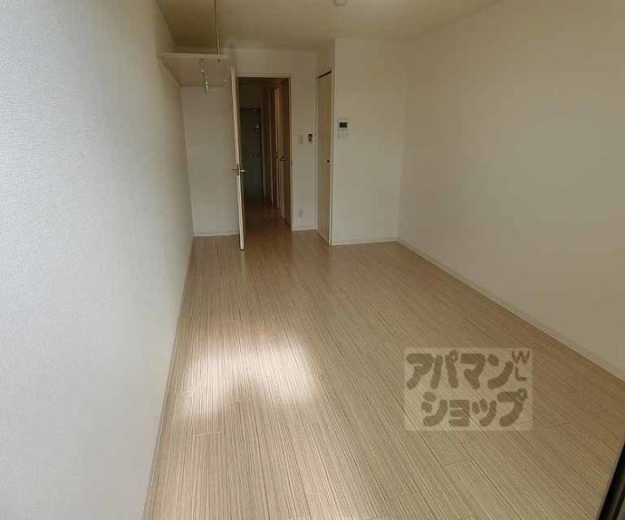 【アークリード西院】間取