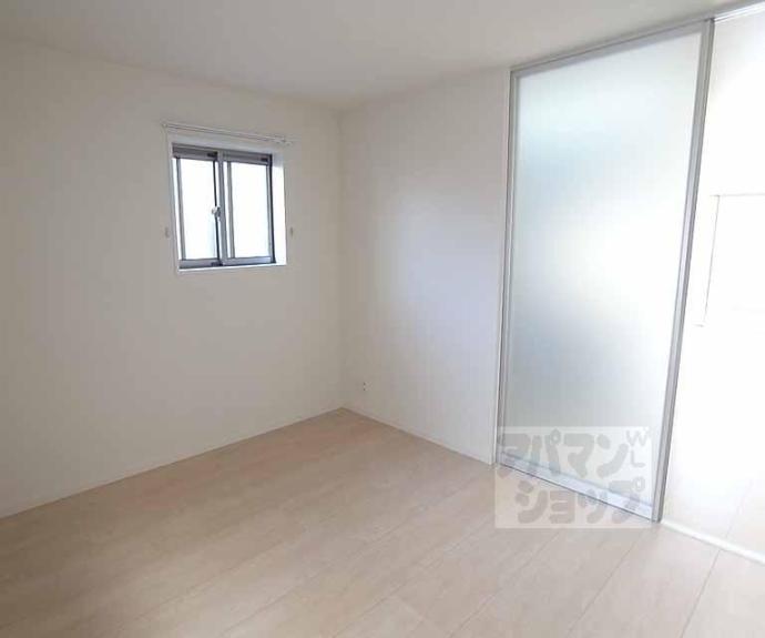 【シャーメゾングレース西大路御池】間取