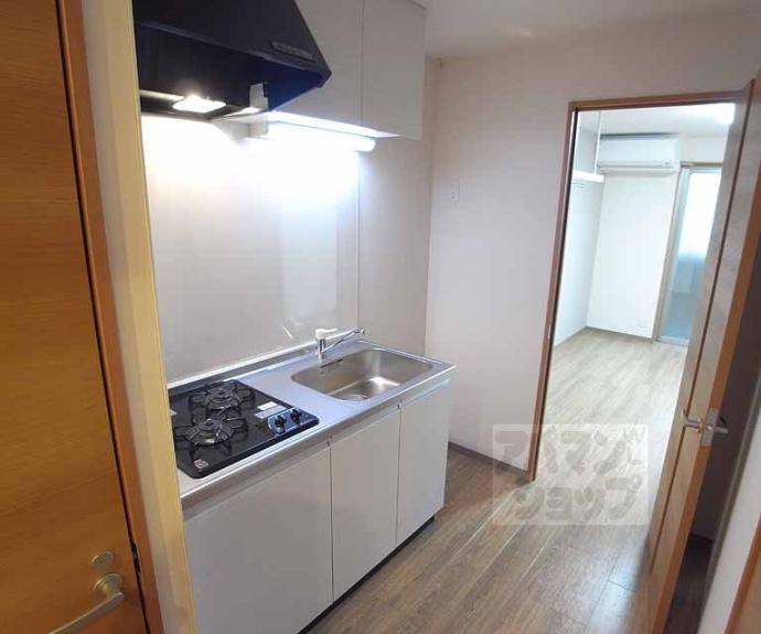 【ＧＲＥＥＮ　ＦＯＲＥＳＴ丹波口】間取