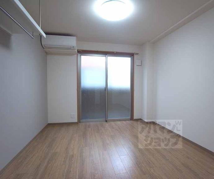 【ＧＲＥＥＮ　ＦＯＲＥＳＴ丹波口】間取