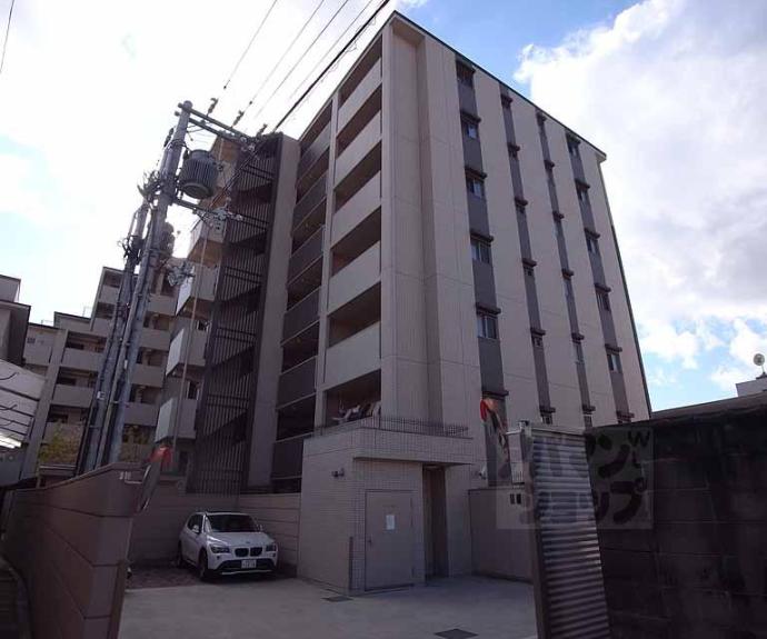 【プレサンスロジェ京都二条】間取