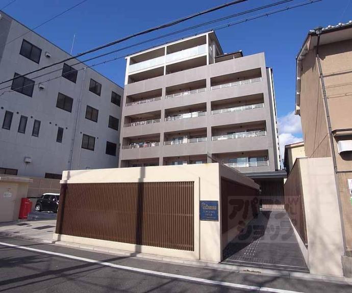 【プレサンスロジェ京都二条】間取