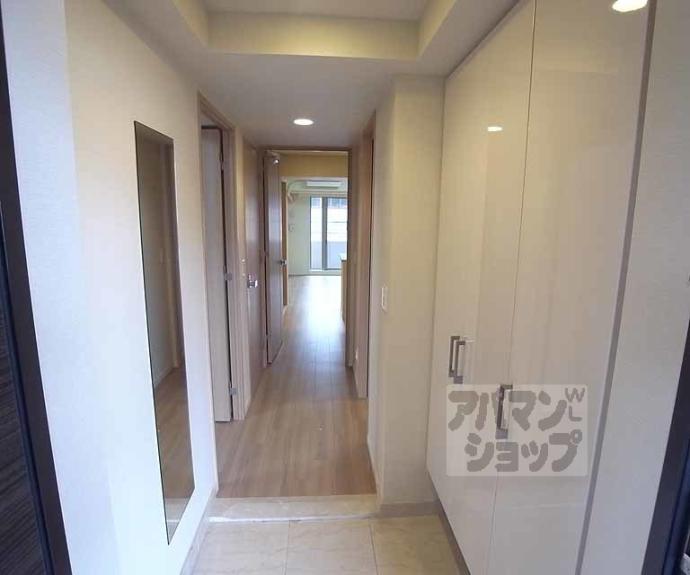 【プレサンスロジェ京都二条】間取