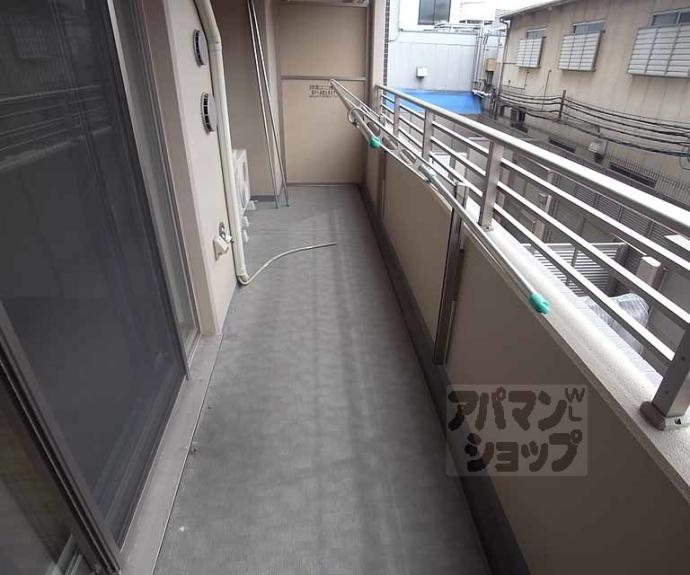 【プレサンスロジェ京都二条】間取