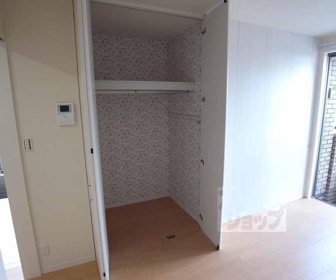 【エン　ファミーユ】間取