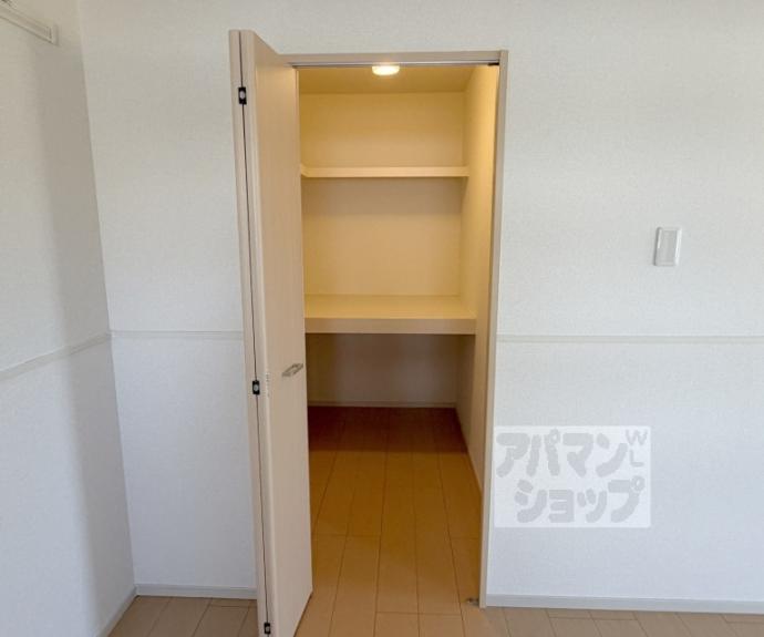 【サラ　フィリーチェ】間取