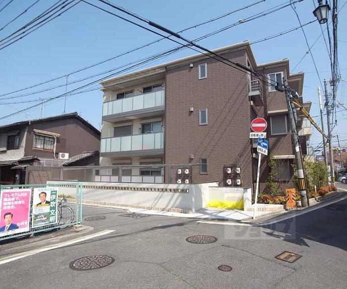 【シャーメゾンウエスト二条】間取