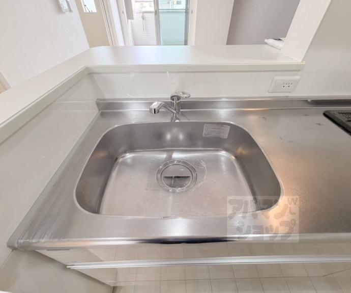 【モア・ロック京都西院】間取