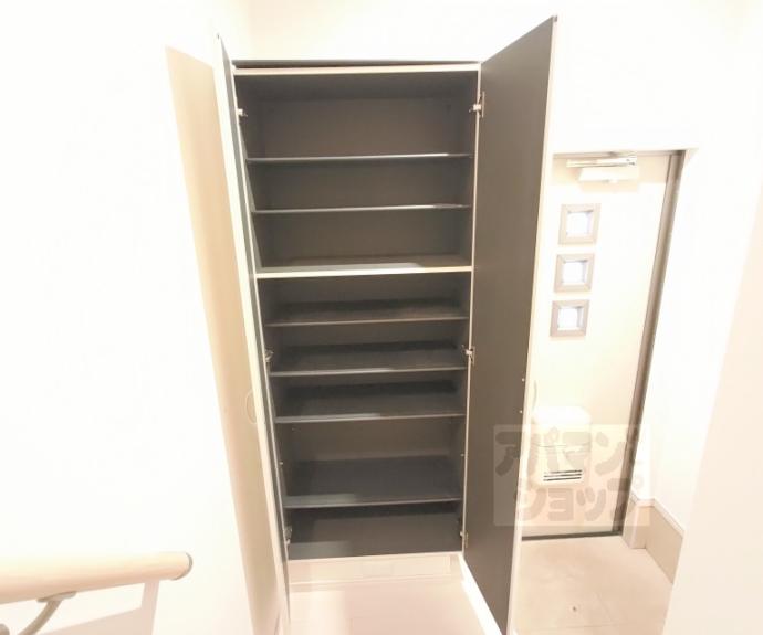 【モア・ロック京都西院】間取