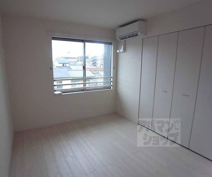 【モア・ロック京都西院】間取