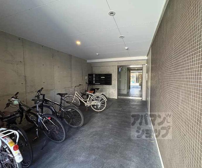 【Ａｐｐａｒｔａｍｅｎｔｏ御所東】間取